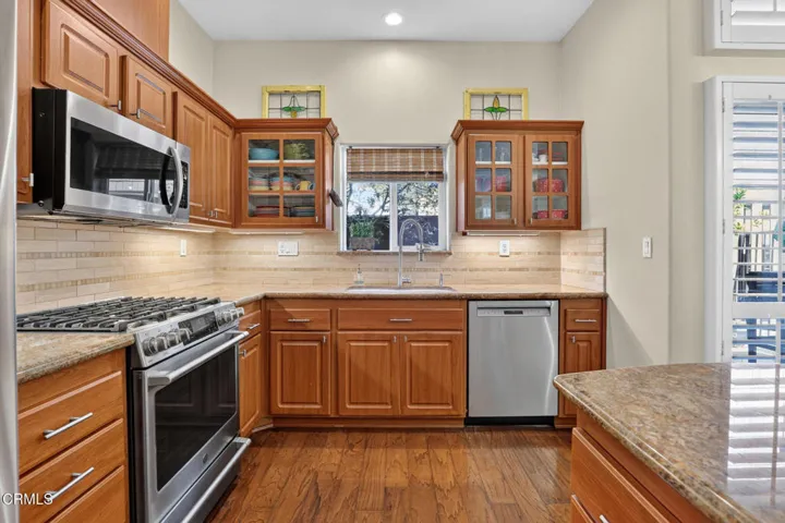 25-web-or-mls-306 Alpine St_MEDIA360VR-2