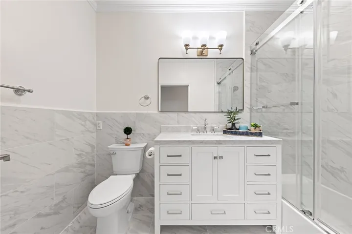 1116 W Huntington Dr D, Arcadia, California 91007
