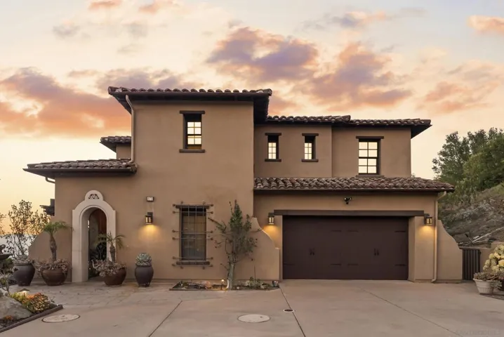 9572 Welk View Dr, Escondido, California 92026