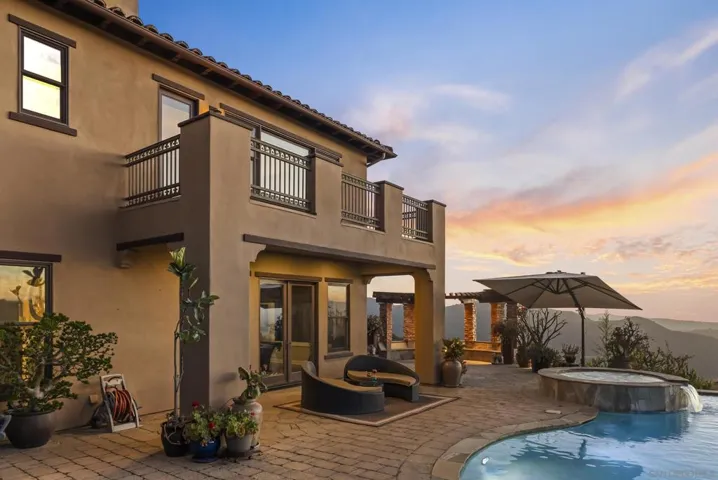 9572 Welk View Dr, Escondido, California 92026