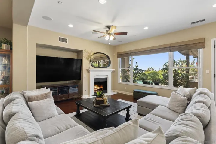9572 Welk View Dr, Escondido, California 92026