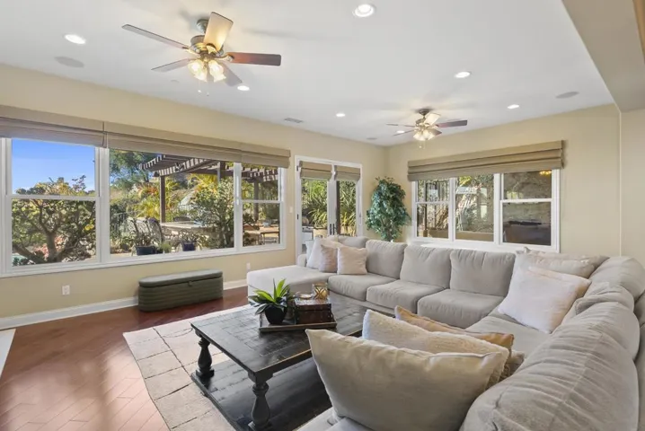 9572 Welk View Dr, Escondido, California 92026