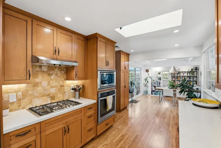 1581 Fernside Street, Redwood City, California 94061