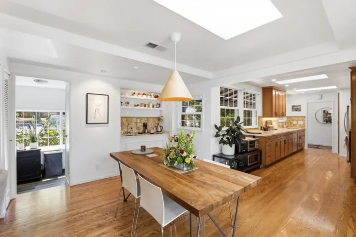 1581 Fernside Street, Redwood City, California 94061