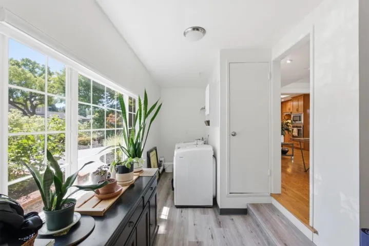 1581 Fernside Street, Redwood City, California 94061