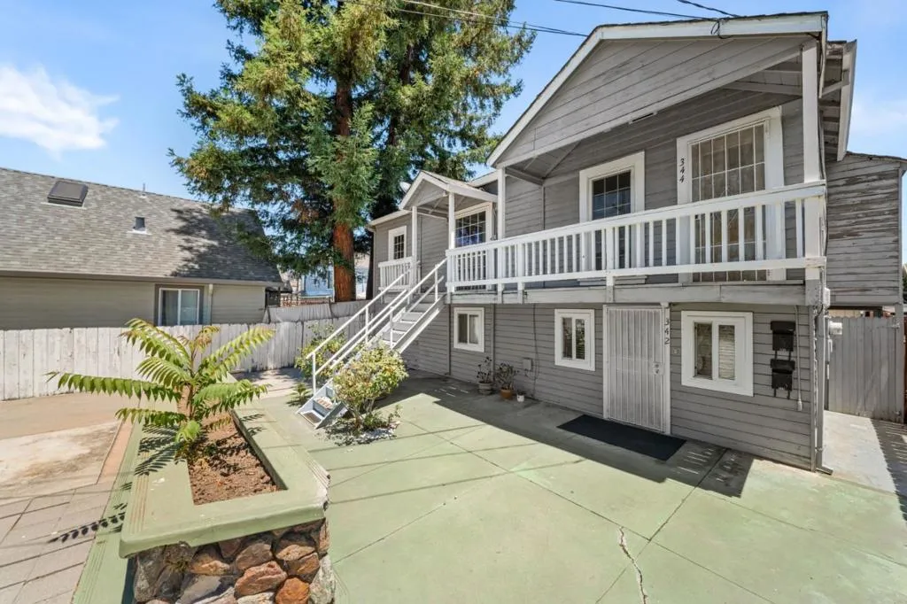 342344 Raymond Avenue, San Jose, California 95128 — photo 4