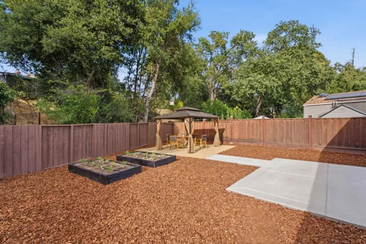 444 Amaral Circle, Pleasanton, California 94566