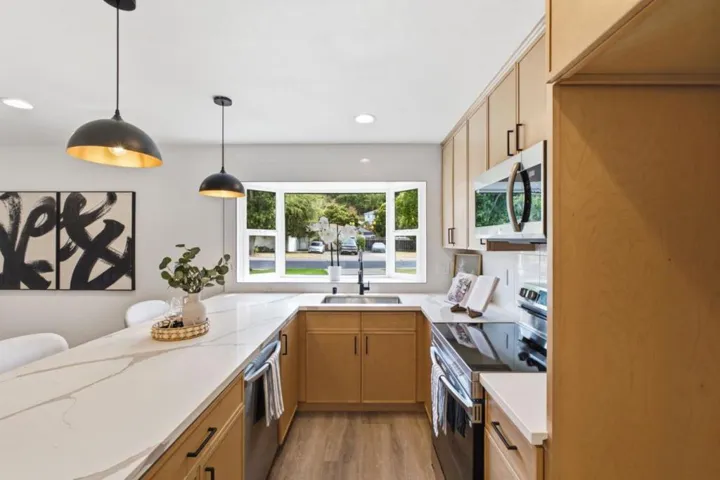 444 Amaral Circle, Pleasanton, California 94566