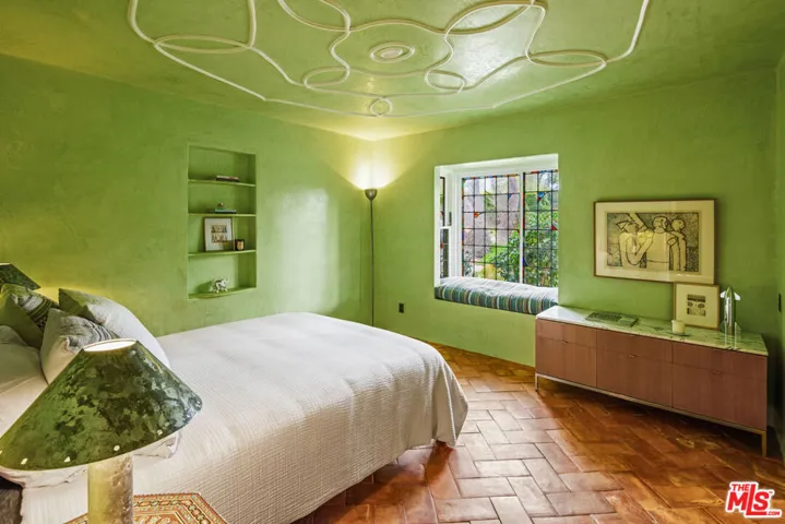 28980 Cliffside Drive, Malibu, California 90265