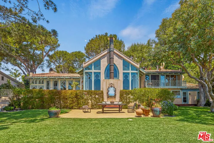 28980 Cliffside Drive, Malibu, California 90265