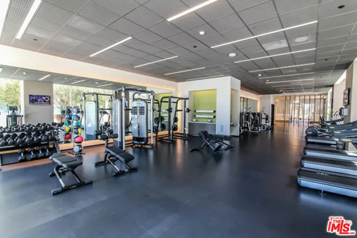 889 Francisco Street 2701, Los Angeles, California 90017
