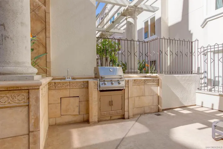620 State St 123, San Diego, California 92101