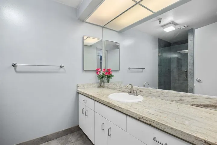620 State St 123, San Diego, California 92101