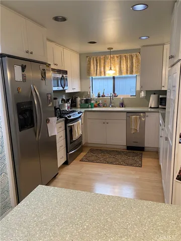 1204 Elm Ave, Manhattan Beach, California 90266