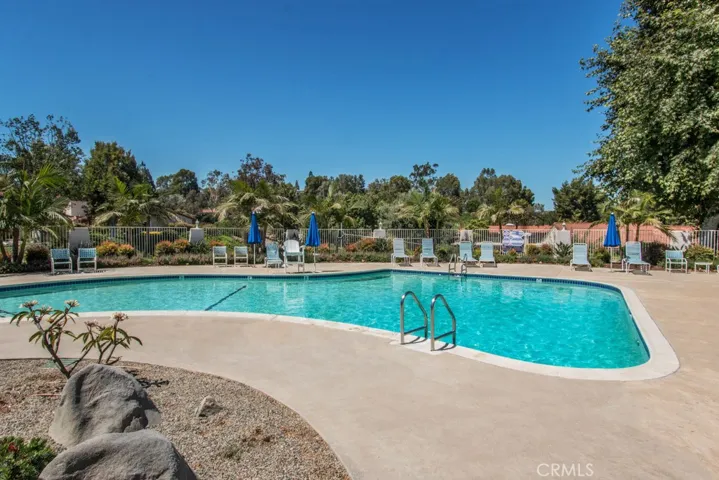 5489 Paseo Del Lago W B, Laguna Woods, California 92637