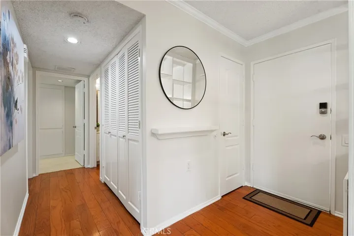 5489 Paseo Del Lago W B, Laguna Woods, California 92637