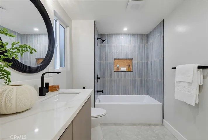 Bathroom #2