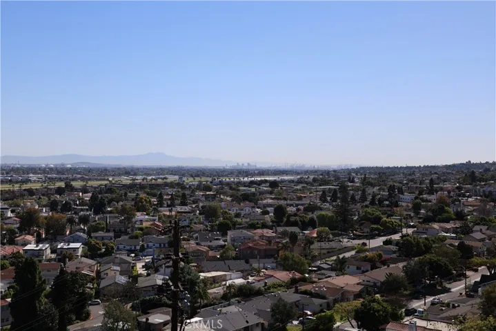 4201 Mesa, Torrance, California 90505