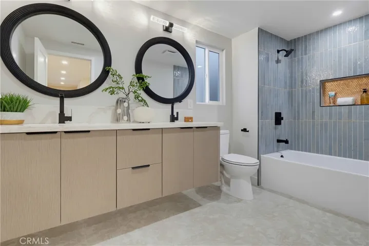 Bathroom #2