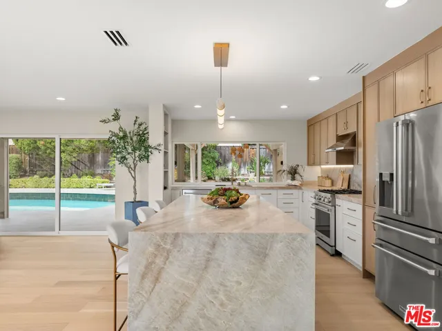 32017 Wallington Court, Westlake Village, California 91361