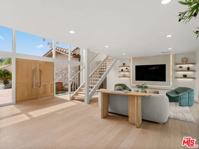 32017 Wallington Court, Westlake Village, California 91361