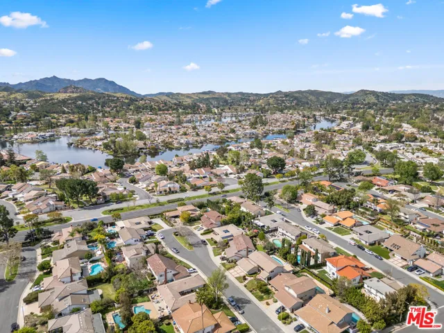 32017 Wallington Court, Westlake Village, California 91361