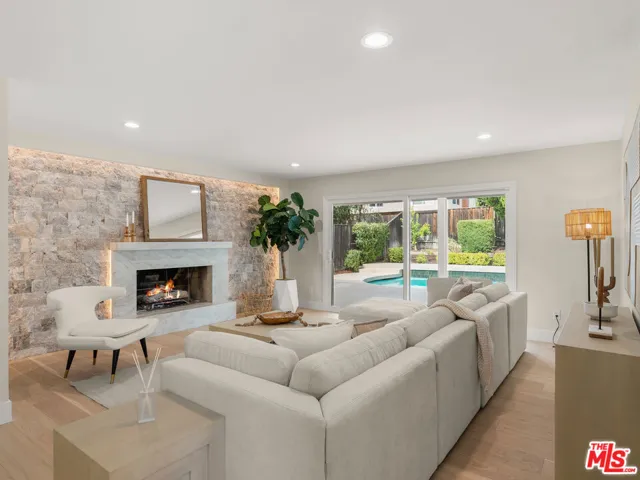 32017 Wallington Court, Westlake Village, California 91361