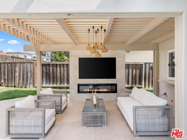 32017 Wallington Court, Westlake Village, California 91361