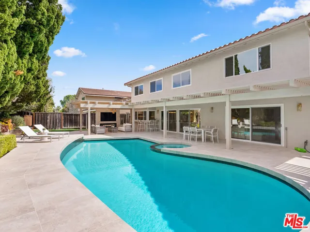 32017 Wallington Court, Westlake Village, California 91361