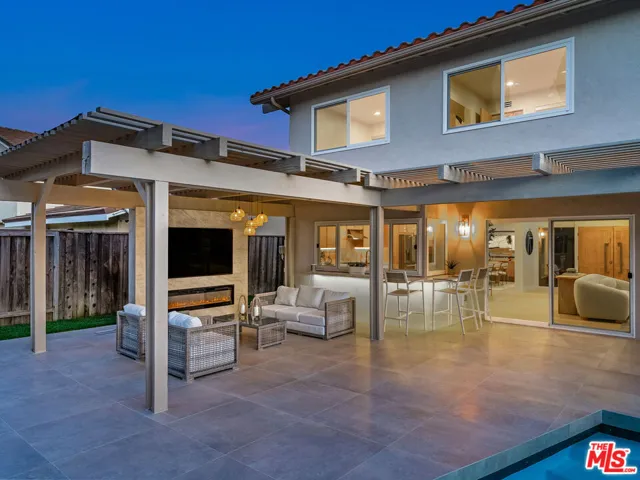 32017 Wallington Court, Westlake Village, California 91361
