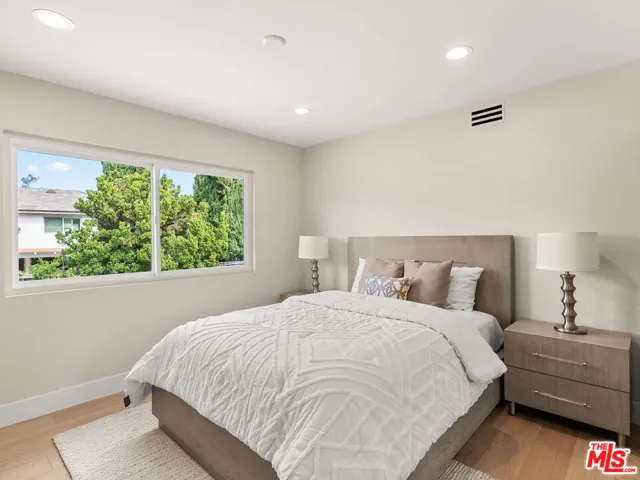 32017 Wallington Court, Westlake Village, California 91361