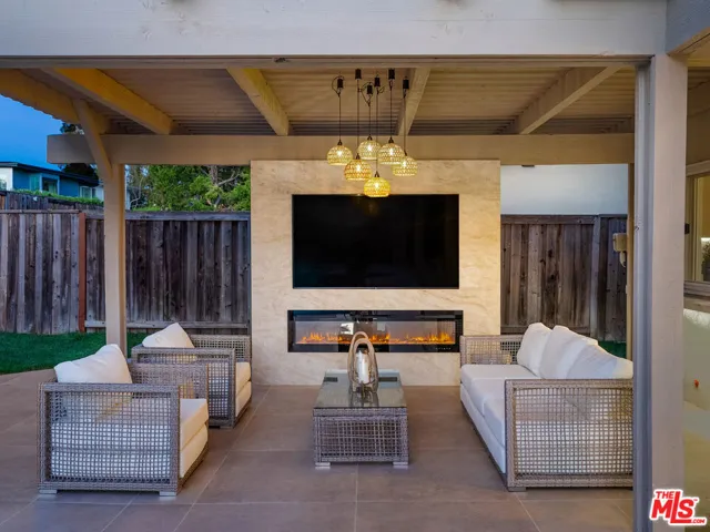 32017 Wallington Court, Westlake Village, California 91361