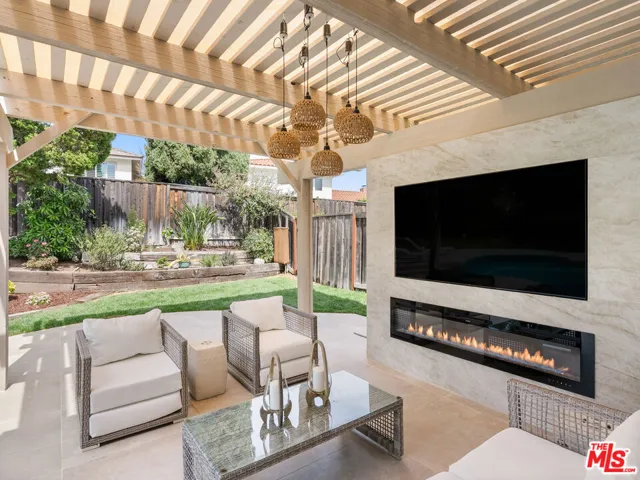 32017 Wallington Court, Westlake Village, California 91361