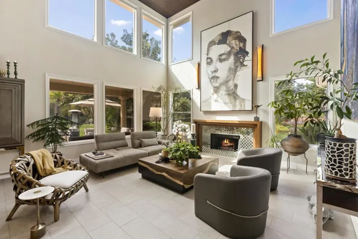 6805 Farms View, San Diego, California 92067