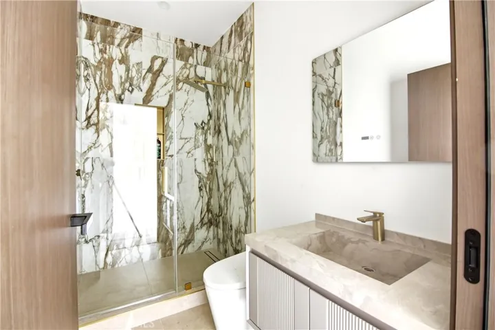 7609 Greg Avenue, Sun Valley, California 91352