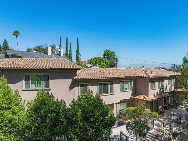 11145 Sunshine Terrace 102, Studio City, California 91604