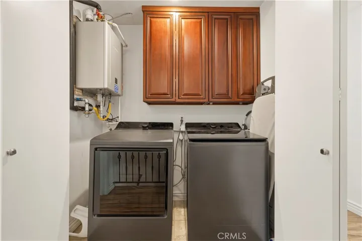 In unit washer and dryer