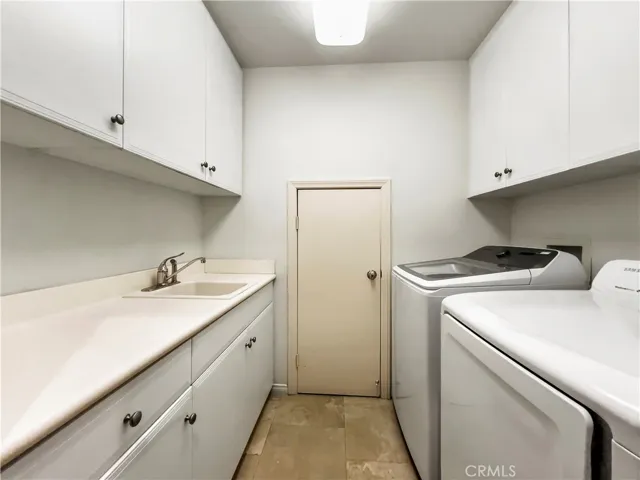 63 Secret Garden, Irvine, California 92620