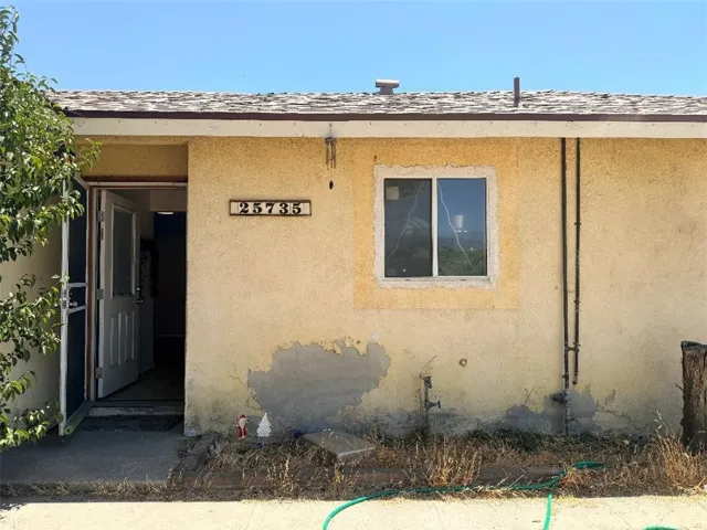 25735 Vine, San Bernardino, California 92410