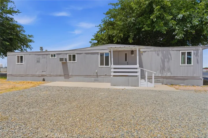 12846 W Lacey Boulevard 15, Hanford, California 93230