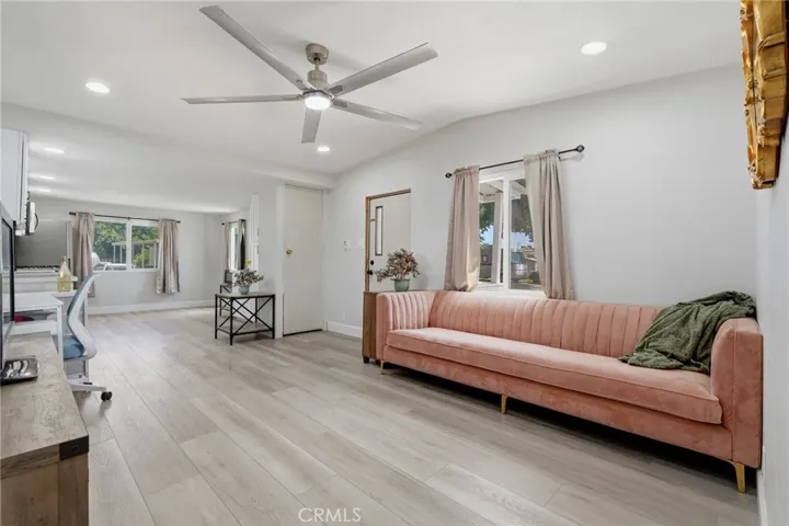 12846 W Lacey Boulevard 15, Hanford, California 93230