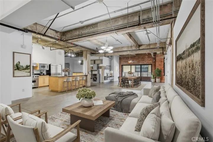 835 Locust Avenue 317, Long Beach, California 90813