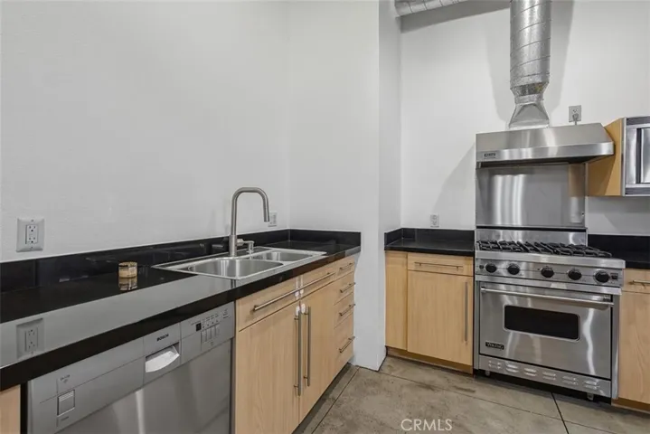835 Locust Avenue 317, Long Beach, California 90813