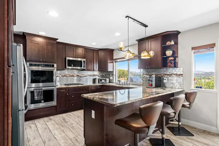 736 San Mario Drive, Solana Beach, California 92075