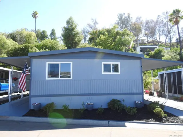 8712 N Magnolia Spc 108, Santee, California 92071