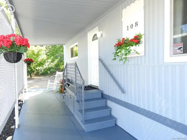 8712 N Magnolia Spc 108, Santee, California 92071