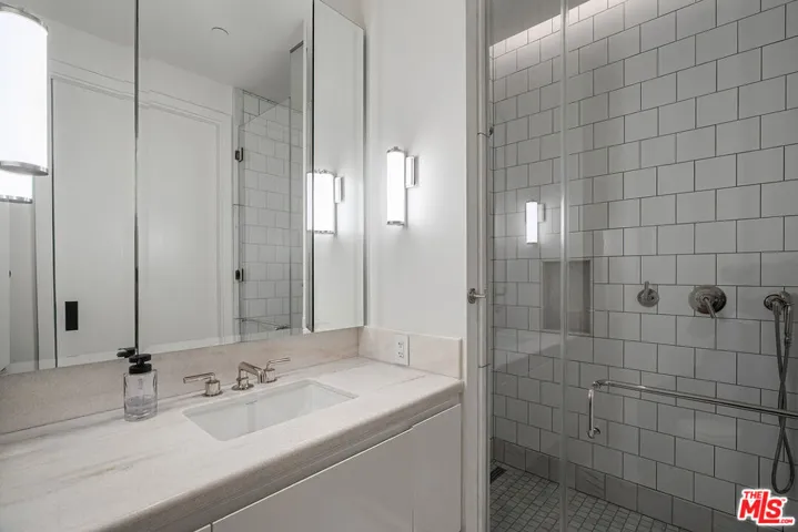 8420 W Sunset Boulevard 405, West Hollywood, California 90069