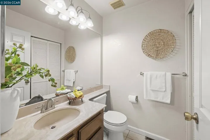 16 Josefa Pl, Moraga, California 94556
