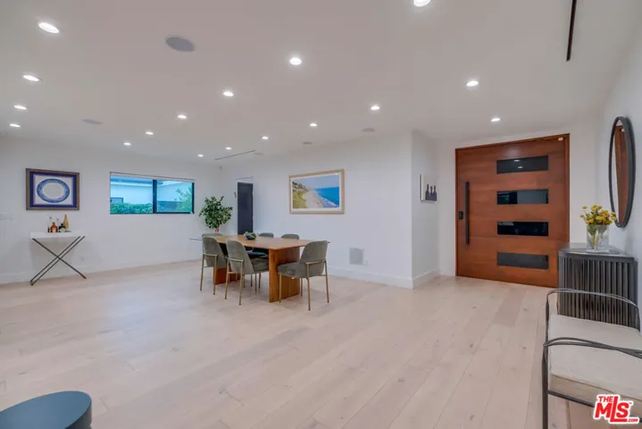 5715 Corteen Place, Valley Village, California 91607