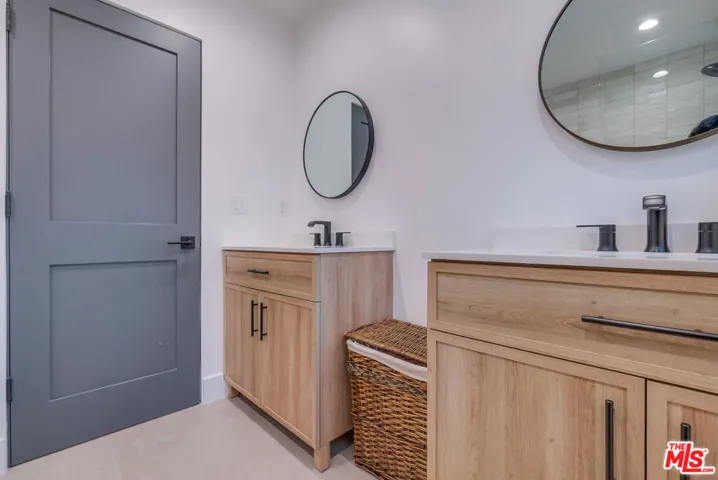 5715 Corteen Place, Valley Village, California 91607